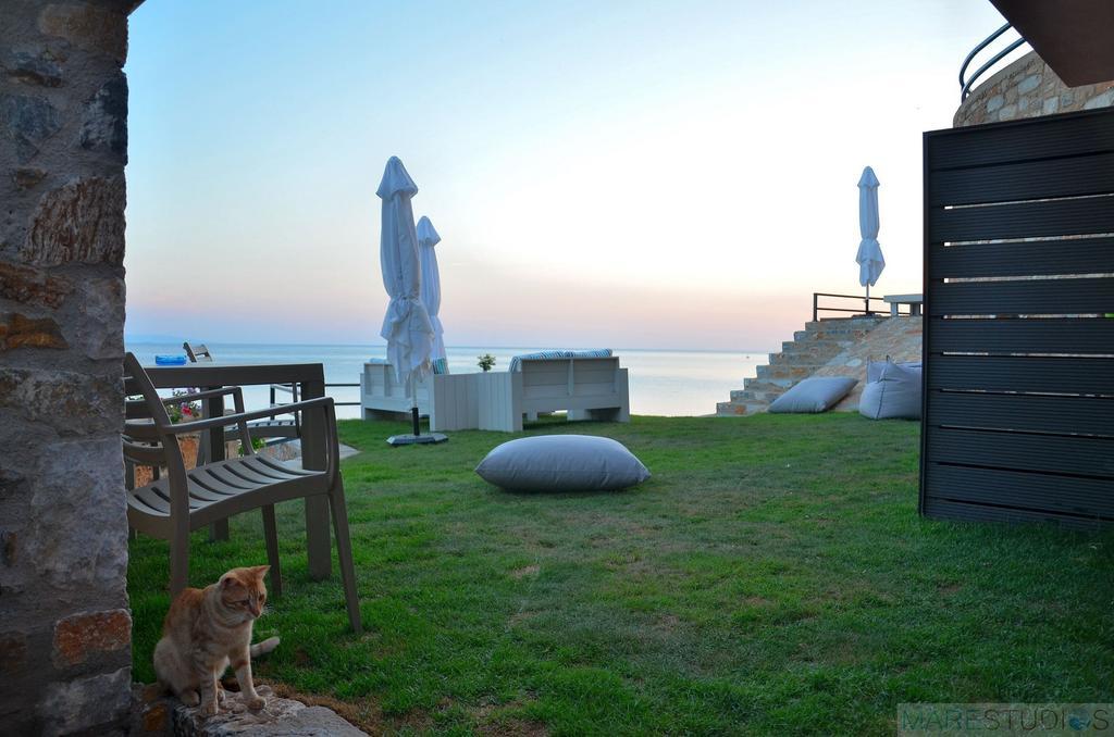 Mare Studios Exclusive Plomari Exterior photo
