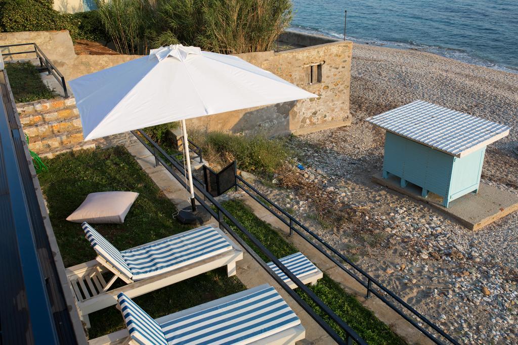 Mare Studios Exclusive Plomari Exterior photo